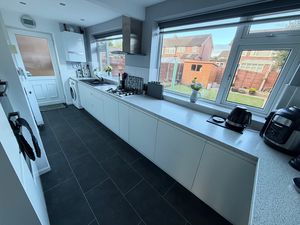 Kitchen- click for photo gallery